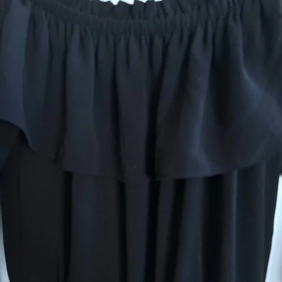 MICHAEL Michael Kors Black Romper Size XS Ruffles Off Shoulder EUC - Picture 5 of 8
